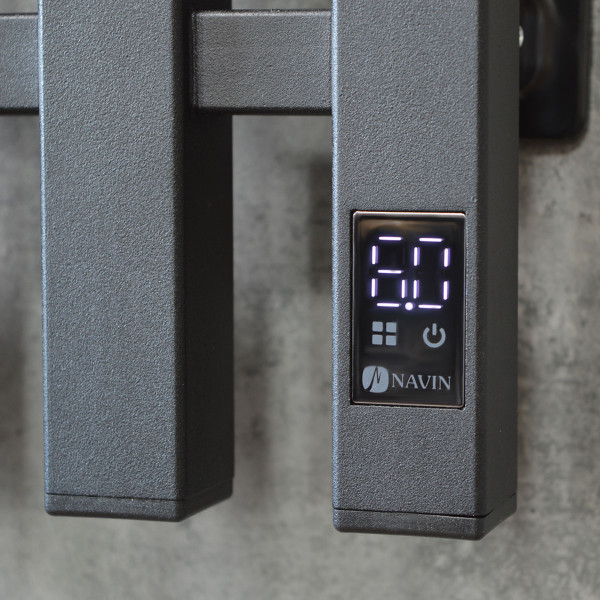 Navin Elektrischer Handtuchheizkörper Levante 450x1400 schwarz mit Kabelausgang links